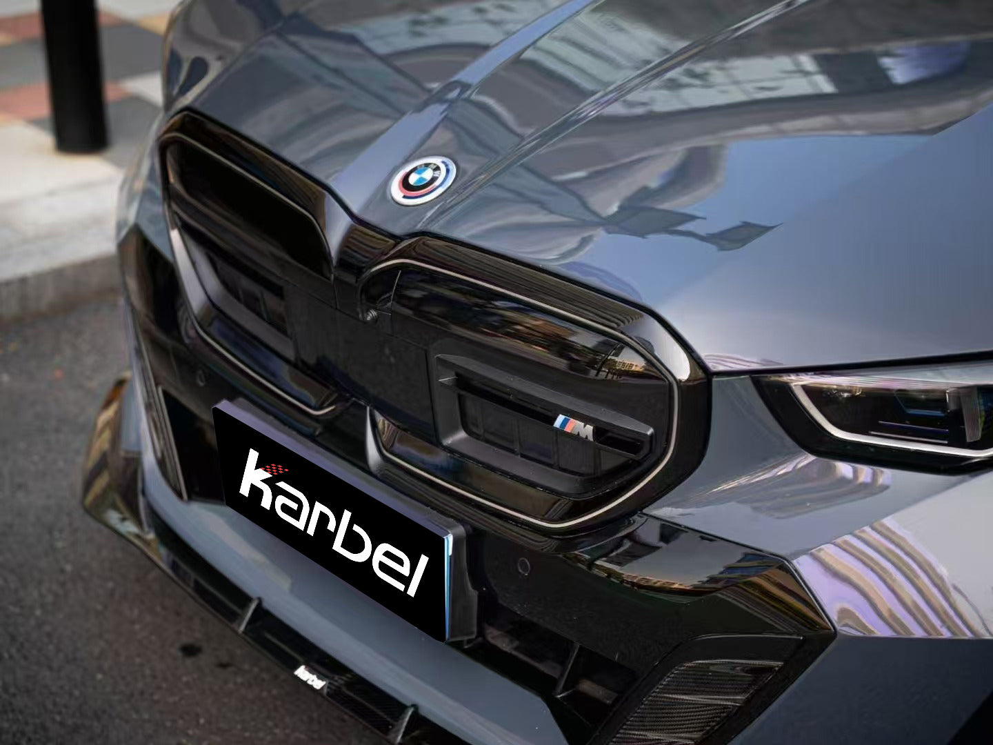BMW i5 xDrive40 / i5 eDrive40 (with M-package bumper, does not fit base mode) / i5 M60 G60 G61 2024-ON & 5 Series 540i xDrive / 530i xDrive / 530i (with M-package bumper, does not fit base model) / 550e xDrive G60 G61 2024-ON with Aftermarket Parts - V1 Style Pre-preg Carbon Fiber Front Lip from Karbel Carbon