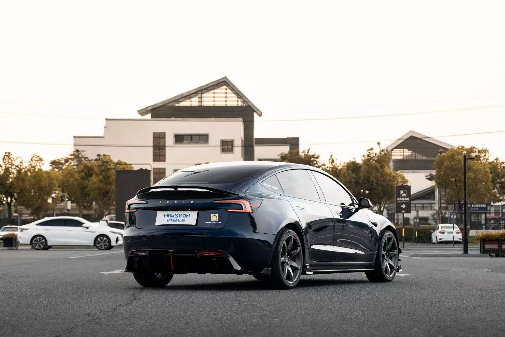 Audi RS6 C8 2020-ON & RS7 C8 2020-ON With Aftermarket Parts - Side Skirts Pre-preg Carbon Fiber from Karbel Carbo