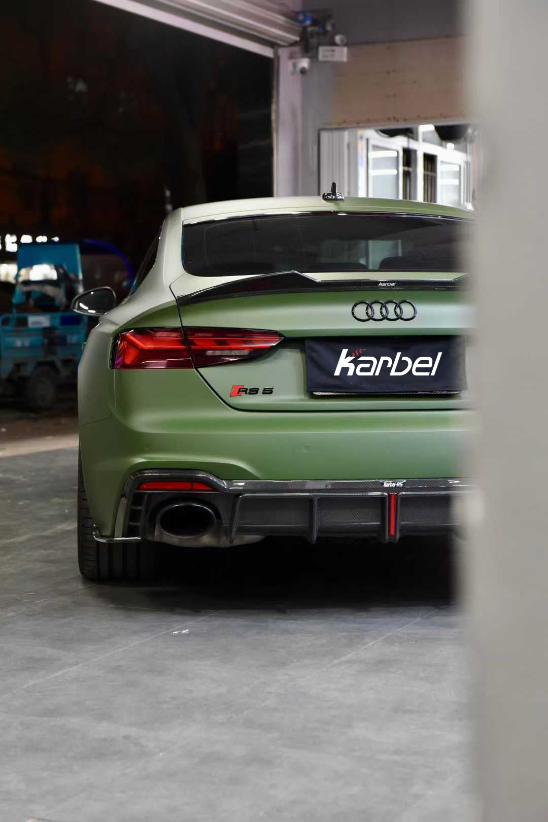 Karbel Carbon Dry Carbon Fiber Rear Diffuser For Audi RS5 B9.5 2020-2025