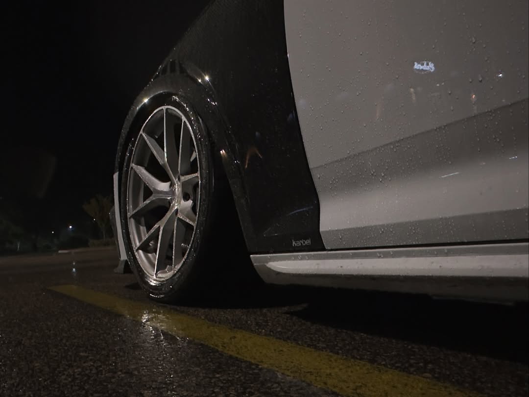 Audi S4 A4 B9 2017 2018 2019 & S4 A4 B9.5 2020 2021 2022 2023 2024 With Aftermarket Parts - Front Fenders Pre-preg Carbon Fiber from Karbel Carbon