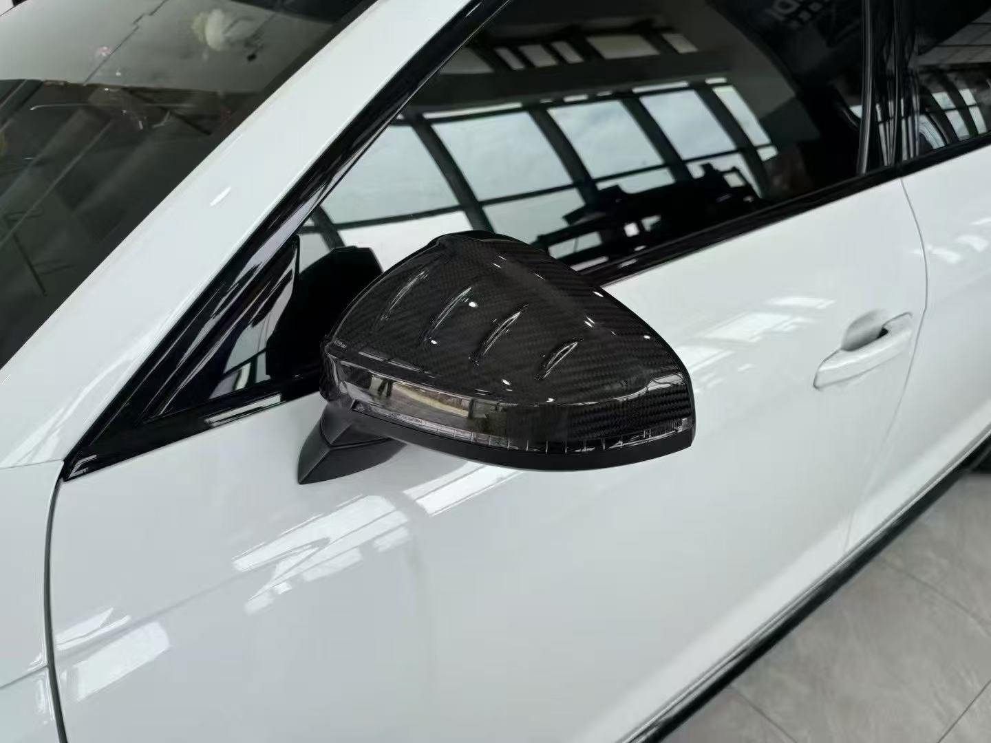 Audi RS5 S5 A5 (equiped with blind assist/without blind assist) B9 / B9.5 2017-ON & RS4 S4 A4 (equiped with blind assist/without blind assist) B9 / B9.5 2017-ON With Aftermarket Parts - Mirror Covers Pre-preg Carbon Fiber from Karbel Carbon