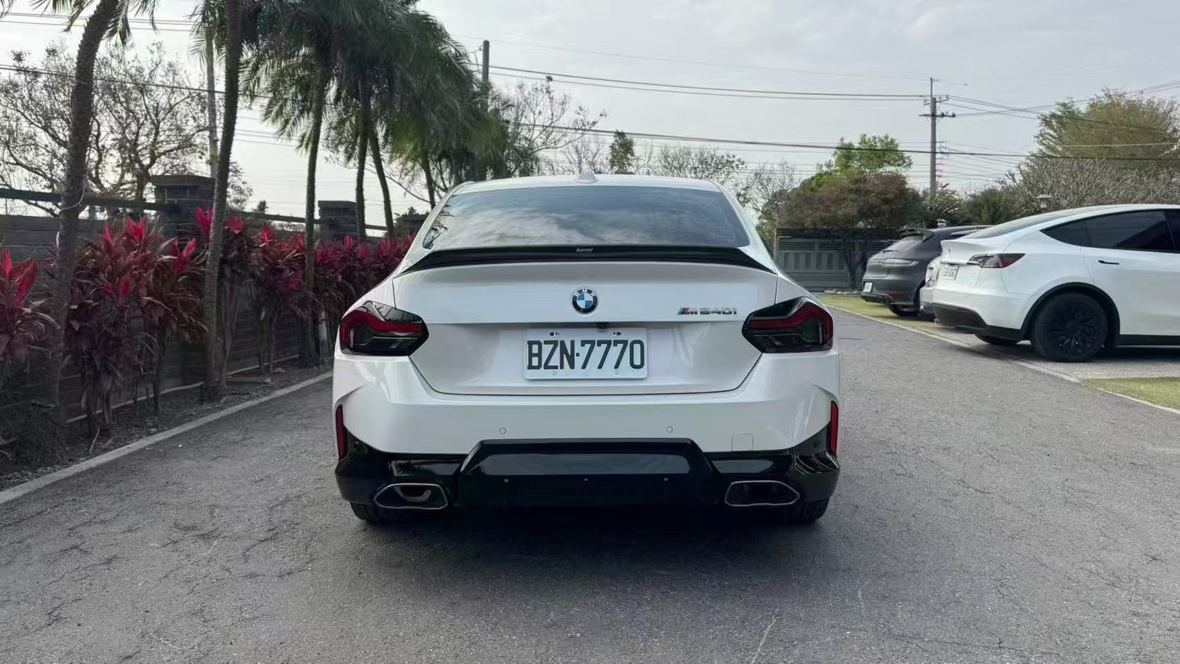 BMW M2/C G87 2023-ON & 2 Series 230i M240i G42 2022-ON with Aftermarket Parts - V1 Rear Spoiler Carbon Fiber from Karbel Carbon