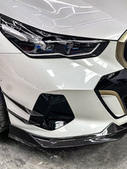 BMW i5 xDrive40 / i5 eDrive40 (with M-package bumper, does not fit base mode) / i5 M60 G60 G61 2024-ON & 5 Series 540i xDrive / 530i xDrive / 530i (with M-package bumper, does not fit base model) / 550e xDrive G60 G61 2024-ON with Aftermarket Parts - V1 Style Pre-preg Carbon Fiber Front Lip from Karbel Carbon