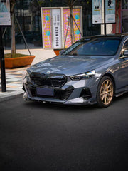 BMW i5 xDrive40 / i5 eDrive40 (with M-package bumper, does not fit base mode) / i5 M60 G60 G61 2024-ON & 5 Series 540i xDrive / 530i xDrive / 530i (with M-package bumper, does not fit base model) / 550e xDrive G60 G61 2024-ON with Aftermarket Parts - V1 Style Pre-preg Carbon Fiber Front Lip from Karbel Carbon