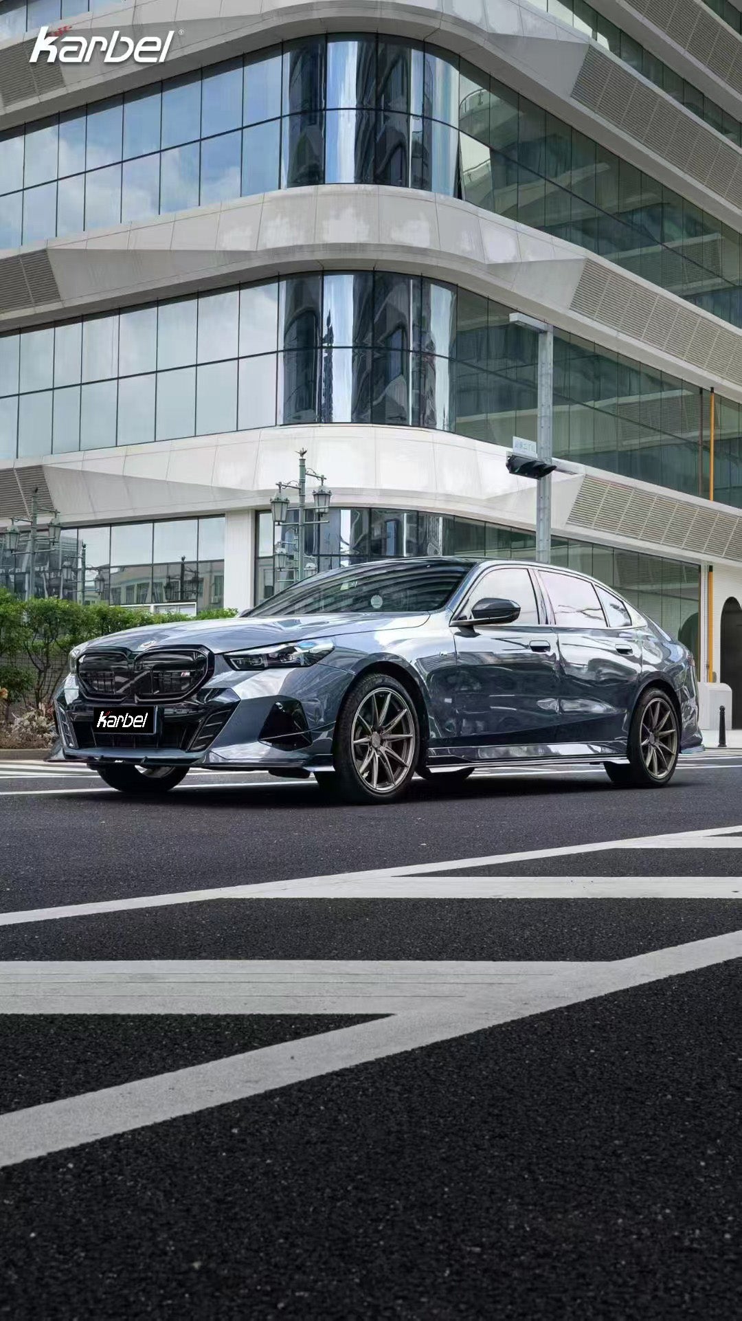 BMW i5 xDrive40 / i5 eDrive40 (with M-package bumper, does not fit base mode) / i5 M60 G60 G61 2024-ON & 5 Series 540i xDrive / 530i xDrive / 530i (with M-package bumper, does not fit base model) / 550e xDrive G60 G61 2024-ON with Aftermarket Parts - Pre-preg Carbon Fiber Front Bumper Lower Center Grill Trim from Karbel Carbon