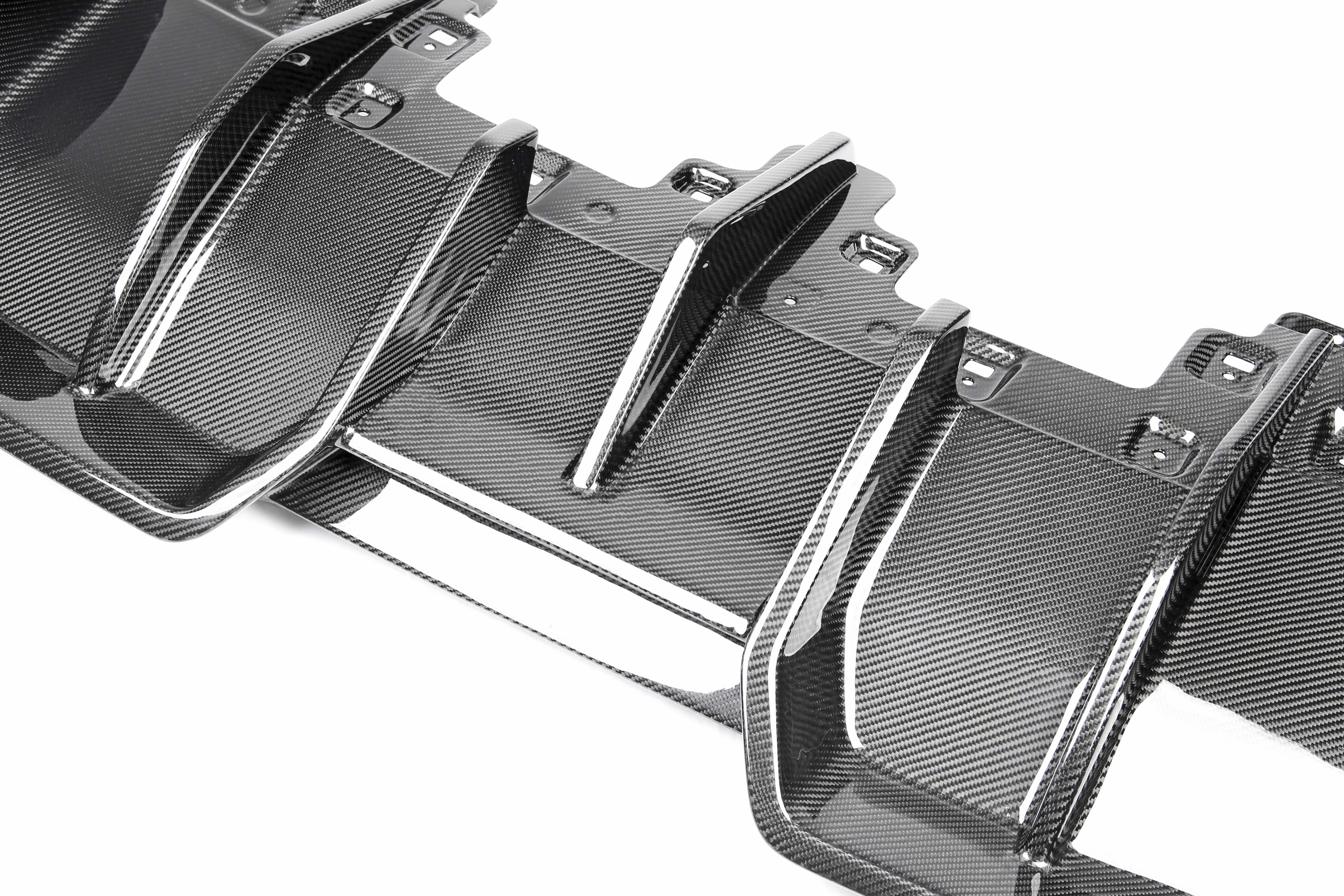 Lamborghini Huracan EVO AWD RWD 2020 2021 2022 2023 2024 with Aftermarket Parts - Rear Diffuser Dry Pre-preg Carbon Fiber from Ventus Veloce