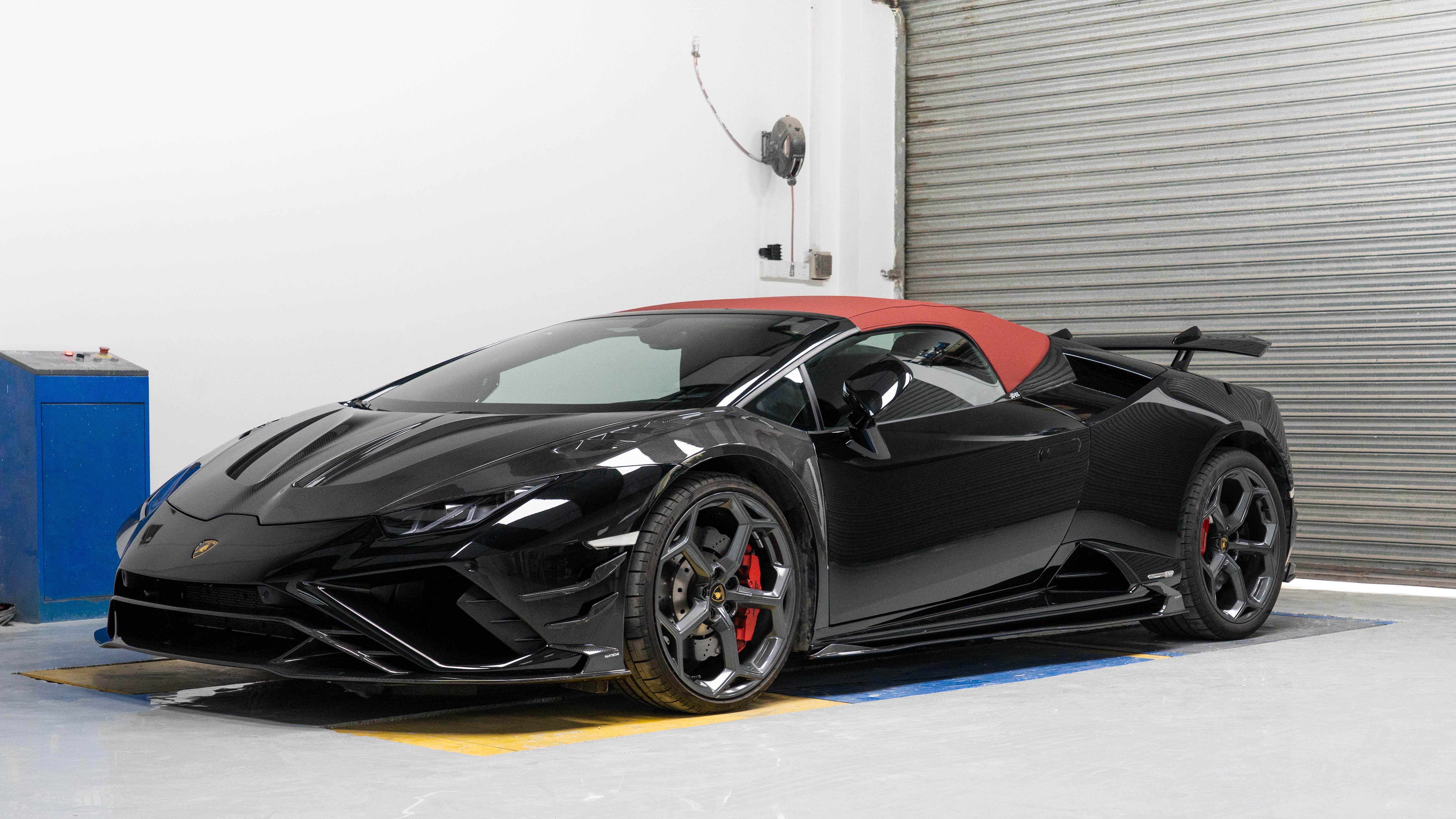 Lamborghini Huracan LP580 LP610 Evo RWD AWD Tecnica Performante 2015 2016 2017 2018 2019 2020 2021 2022 2023 2024 with Aftermarket Parts - Side Skirts Dry Pre-preg Carbon Fiber from Ventus Veloce