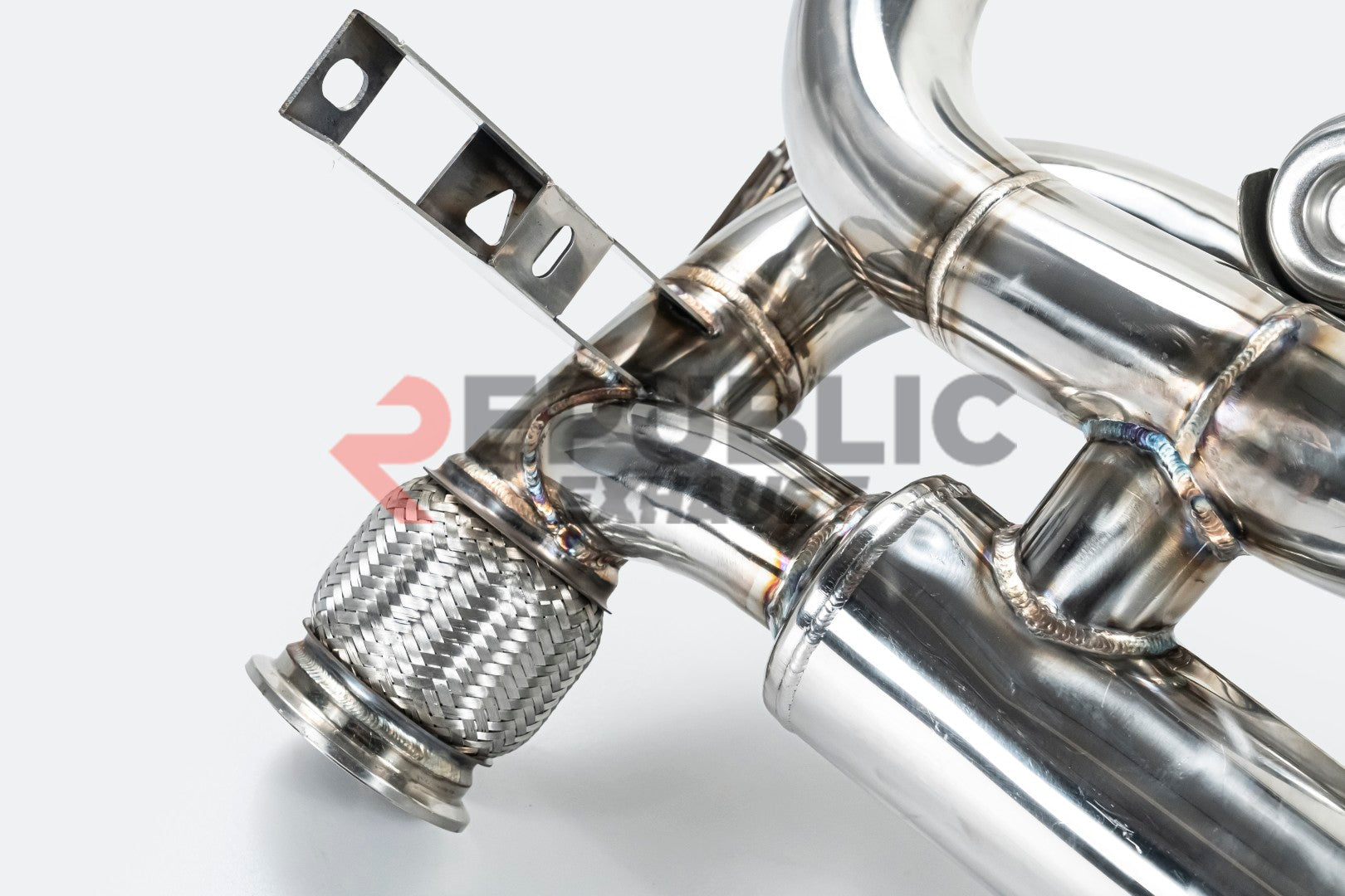 Lamborghini Huracan EVO Tecnica STO 2020 2021 2022 2023 with Aftermarket Parts - Catback Exhaust with Valve Titanium from Republic Exhaust