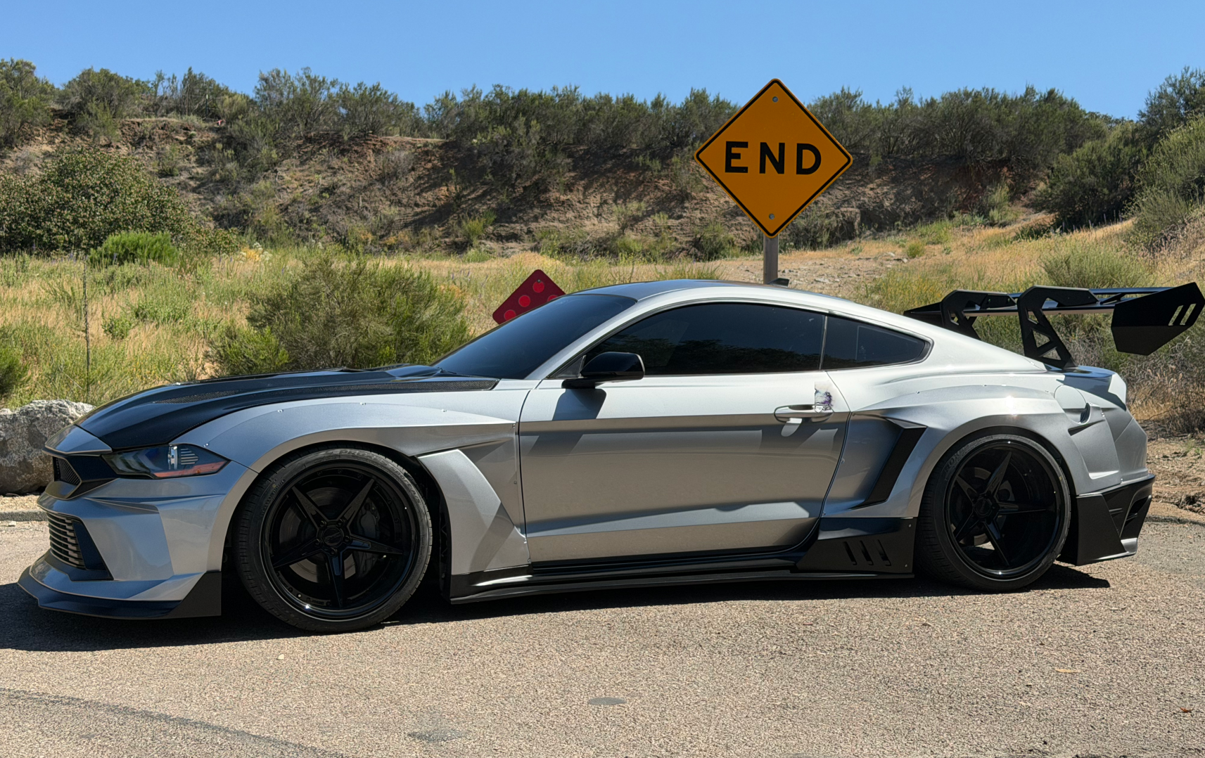 ord Mustang Ecoboost V6 GT S550.1 2015 2016 2017 & Mustang Ecoboost V6 GT March1 Bullitt S550.2 2018 2019 2020 2021 2022 2023 with Aftermarket Parts - " DAWN & DUSK " Widebody Fender Flares Wheel Arches & Side Skirts Carbon Fiber / FRP from Robot Craftsman