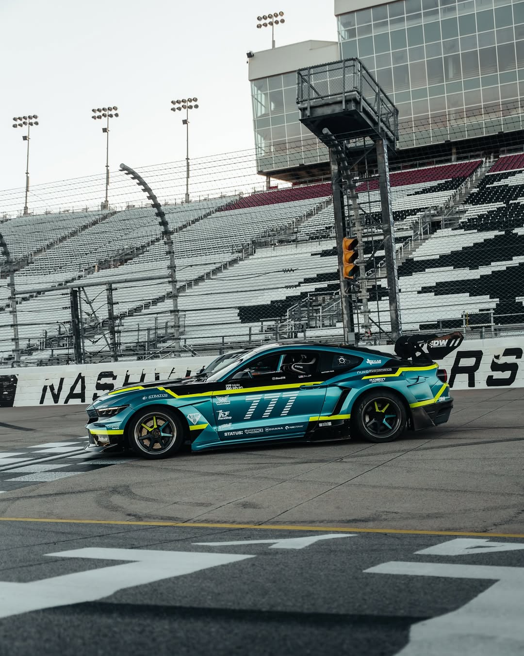 ord Mustang Ecoboost V6 GT S550.1 2015 2016 2017 & Mustang Ecoboost V6 GT March1 Bullitt S550.2 2018 2019 2020 2021 2022 2023 with Aftermarket Parts - " DAWN & DUSK " Widebody Fender Flares Wheel Arches & Side Skirts Carbon Fiber / FRP from Robot Craftsman