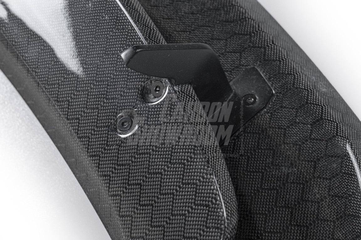 Tesla Model Y Juniper 2026-ON with Aftermarket Parts - V1 Rear Spoiler Carbon Fiber / FRP