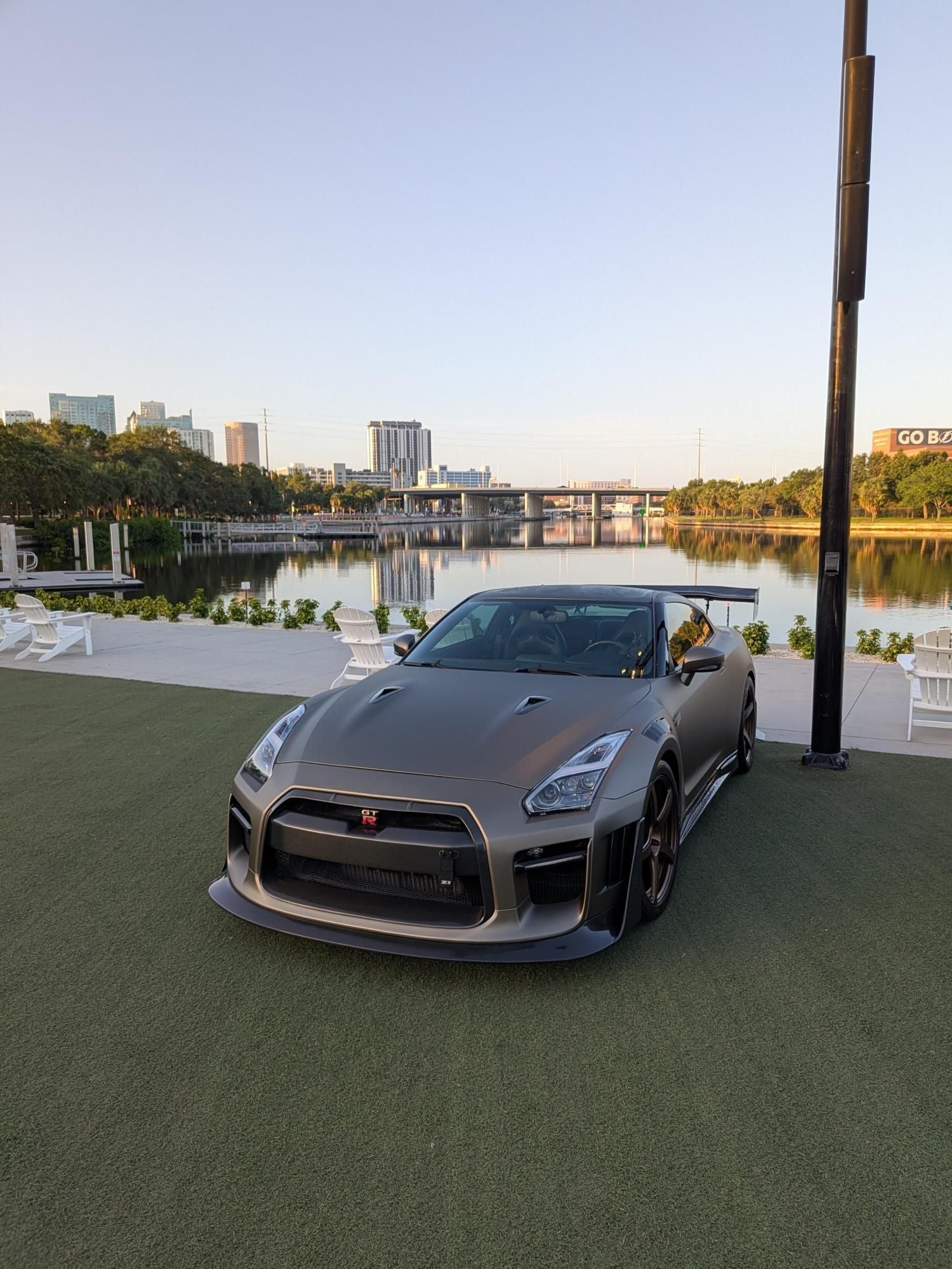 DRL and Turn Sequential Signal for DAWN Mustang and GODZILLA GTR Front Bumper from Robot Craftsman