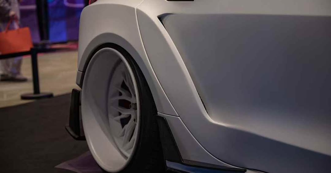 Tesla Model 3 Highland / Performance 2024-ON with Aftermarket Parts - "HACKER" Wheel Arches & Side Skirts Carbon Fiber/FRP from Robot Craftsman