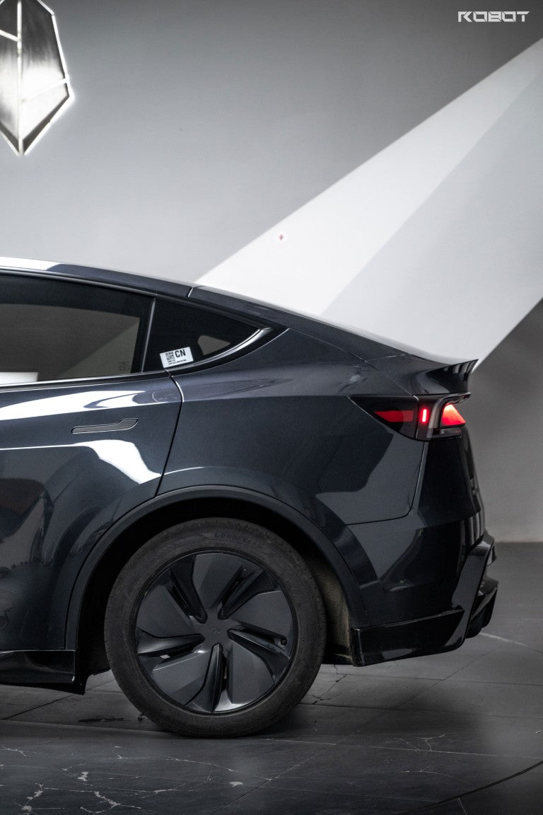 Tesla Model Y Juniper 2026-ON with Aftermarket Parts - HIDROGAI Rear Diffuser Carbon Fiber / FRP