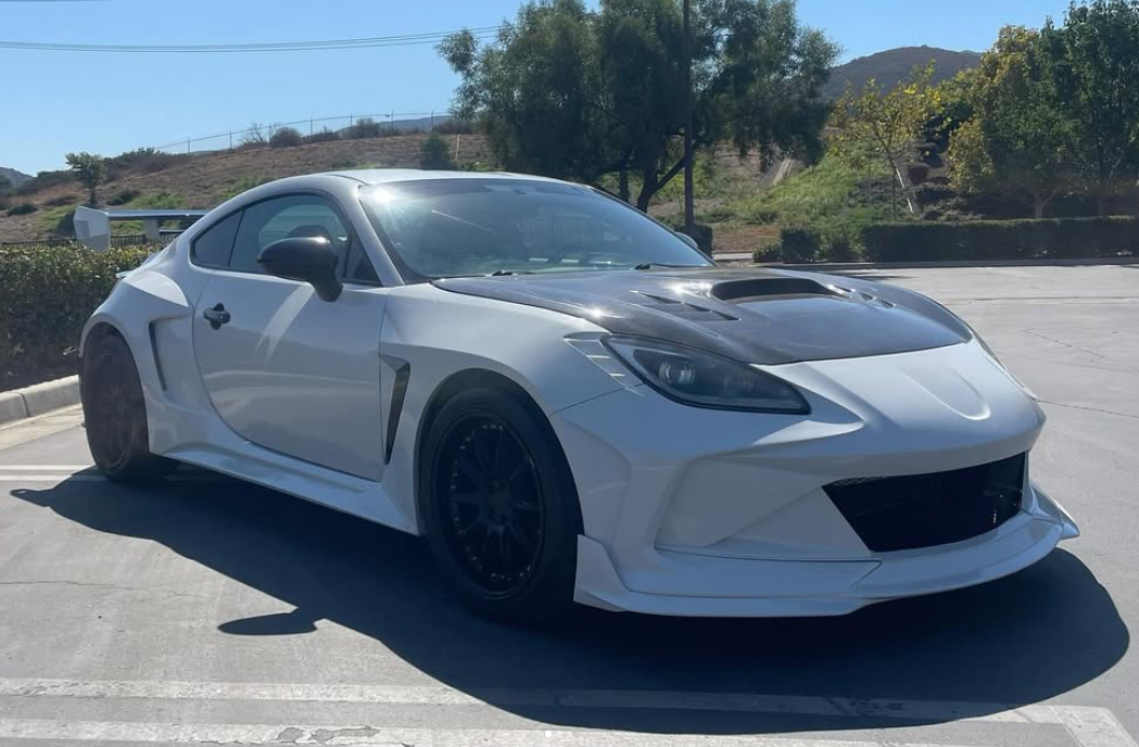 Subaru BRZ ZD8 2022 2023 2024 & Toyota GR86 ZN8 2022 2023 2024 with Aftermarket Parts - "SHINING" Widebody Fender & Wheel Arches & Side Skirts Package Carbon Fiber / FRP from Robot Craftsman