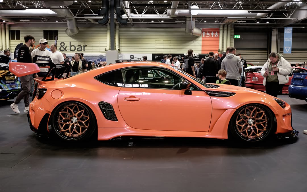 Toyota GT86 86 TRD GT SE Base ZN6 2017 2018 2019 2020 & Scion FR-S FRS ZN6 2013 2014 2015 2016 & BRZ TS Limited Premium ZN6 2013 2014 2015 2016 2017 2018 2019 2020 (compatible with ROBOT widebody kit) with Aftermarket Parts - Front Fenders Replacement & Rear Quarter Fender Flares & Side Skirts Carbon Fiber / FRP from Robot Craftsman