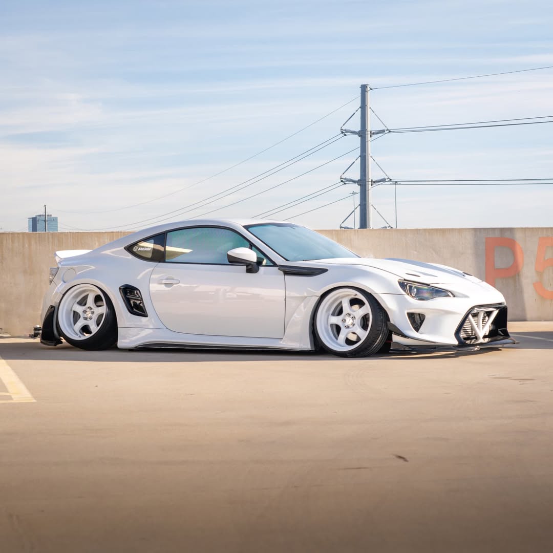 Toyota GT86 86 TRD GT SE Base ZN6 2017 2018 2019 2020 & Scion FR-S FRS ZN6 2013 2014 2015 2016 & BRZ TS Limited Premium ZN6 2013 2014 2015 2016 2017 2018 2019 2020 (compatible with ROBOT widebody kit) with Aftermarket Parts - Front Fenders Replacement & Rear Quarter Fender Flares & Side Skirts Carbon Fiber / FRP from Robot Craftsman