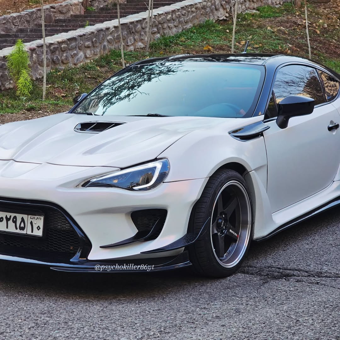 Toyota GT86 86 TRD GT SE Base ZN6 2017 2018 2019 2020 & Scion FR-S FRS ZN6 2013 2014 2015 2016 & BRZ TS Limited Premium ZN6 2013 2014 2015 2016 2017 2018 2019 2020 (compatible with ROBOT widebody kit) with Aftermarket Parts - Front Fenders Replacement & Rear Quarter Fender Flares & Side Skirts Carbon Fiber / FRP from Robot Craftsman