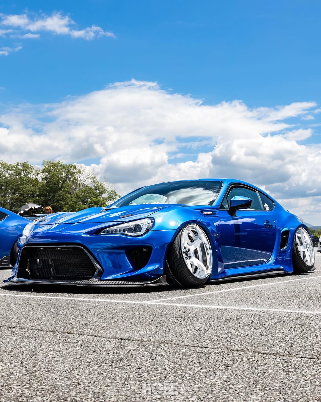 Toyota GT86 86 TRD GT SE Base ZN6 2017 2018 2019 2020 & Scion FR-S FRS ZN6 2013 2014 2015 2016 & BRZ TS Limited Premium ZN6 2013 2014 2015 2016 2017 2018 2019 2020 (compatible with ROBOT widebody kit) with Aftermarket Parts - Front Fenders Replacement & Rear Quarter Fender Flares & Side Skirts Carbon Fiber / FRP from Robot Craftsman
