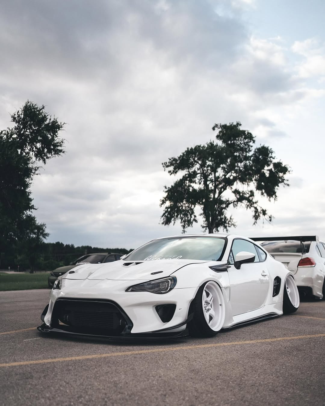 Toyota GT86 86 TRD GT SE Base ZN6 2017 2018 2019 2020 & Scion FR-S FRS ZN6 2013 2014 2015 2016 & BRZ TS Limited Premium ZN6 2013 2014 2015 2016 2017 2018 2019 2020 (compatible with ROBOT widebody kit) with Aftermarket Parts - Front Fenders Replacement & Rear Quarter Fender Flares & Side Skirts Carbon Fiber / FRP from Robot Craftsman