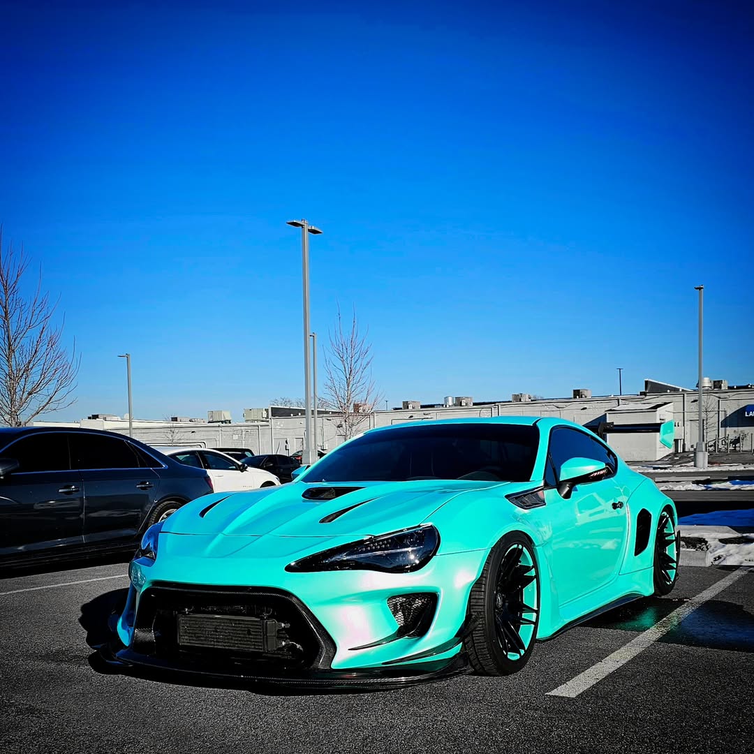 Toyota GT86 86 TRD GT SE Base ZN6 2017 2018 2019 2020 & Scion FR-S FRS ZN6 2013 2014 2015 2016 & BRZ TS Limited Premium ZN6 2013 2014 2015 2016 2017 2018 2019 2020 (compatible with ROBOT widebody kit) with Aftermarket Parts - Front Corner Canards (Pair) & Front Inner Vents Canards (Pair) Carbon Fiber / FRP from Robot Craftsman