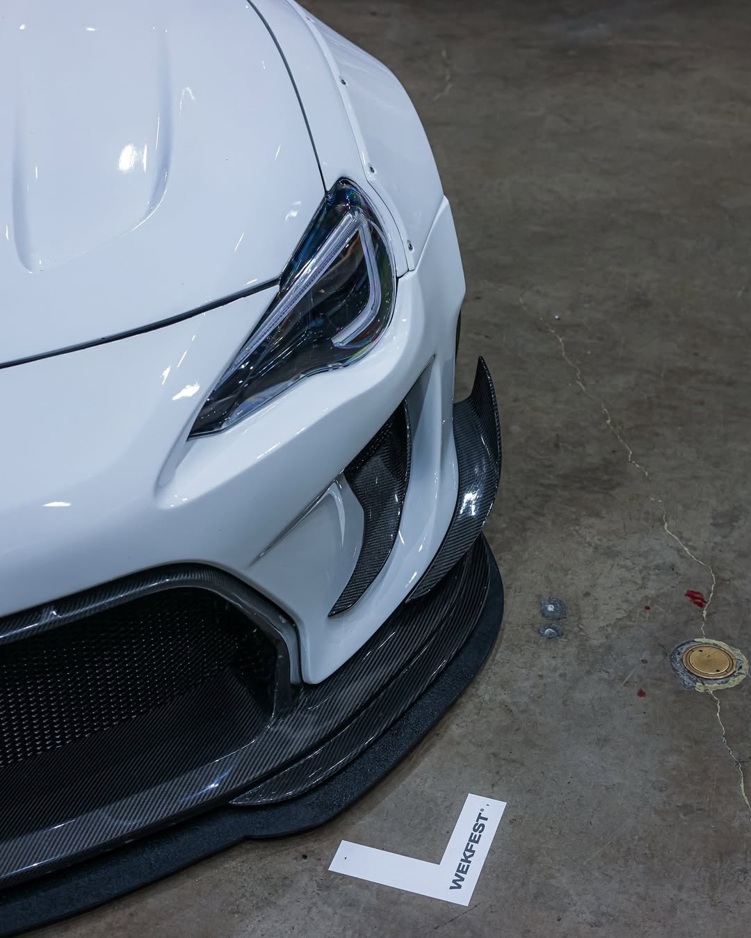 Toyota GT86 86 TRD GT SE Base ZN6 2017 2018 2019 2020 & Scion FR-S FRS ZN6 2013 2014 2015 2016 & BRZ TS Limited Premium ZN6 2013 2014 2015 2016 2017 2018 2019 2020 (compatible with ROBOT widebody kit) with Aftermarket Parts - Hood Bonnet Carbon Fiber / FRP from Robot Craftsman