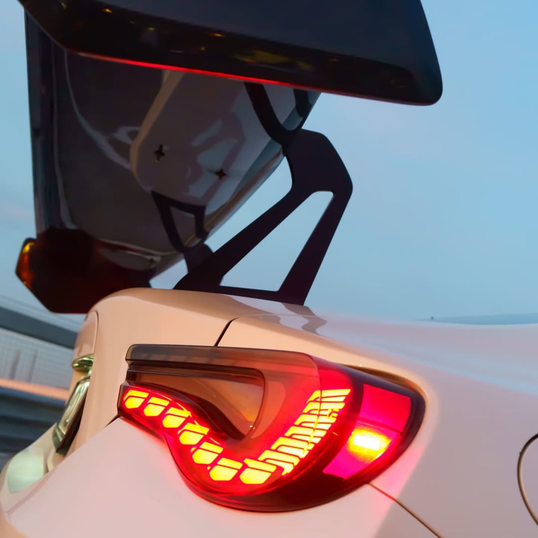 Toyota GT86 86 TRD GT SE Base ZN6 2017 2018 2019 2020 & Scion FR-S FRS ZN6 2013 2014 2015 2016 & BRZ TS Limited Premium ZN6 2013 2014 2015 2016 2017 2018 2019 2020 with Aftermarket Parts - Swan Neck Hammer GT Wing Carbon Fiber / FRP from Robot Craftsman