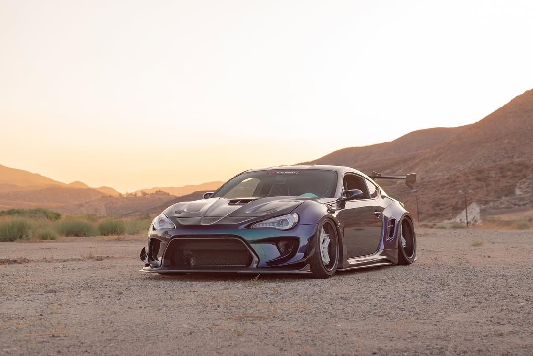 Toyota GT86 86 TRD GT SE Base ZN6 2017 2018 2019 2020 & Scion FR-S FRS ZN6 2013 2014 2015 2016 & BRZ TS Limited Premium ZN6 2013 2014 2015 2016 2017 2018 2019 2020 (compatible with ROBOT widebody kit) with Aftermarket Parts - Front Fenders Replacement & Rear Quarter Fender Flares & Side Skirts Carbon Fiber / FRP from Robot Craftsman