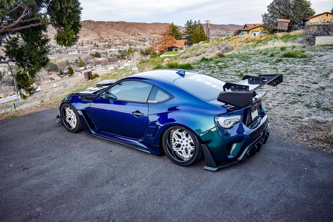 Toyota GT86 86 TRD GT SE Base ZN6 2017 2018 2019 2020 & Scion FR-S FRS ZN6 2013 2014 2015 2016 & BRZ TS Limited Premium ZN6 2013 2014 2015 2016 2017 2018 2019 2020 (compatible with ROBOT widebody kit) with Aftermarket Parts - Front Fenders Replacement & Rear Quarter Fender Flares & Side Skirts Carbon Fiber / FRP from Robot Craftsman