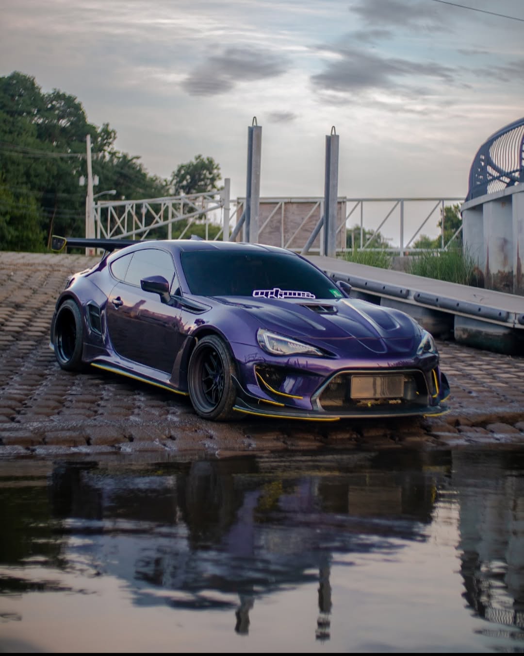 Toyota GT86 86 TRD GT SE Base ZN6 2017 2018 2019 2020 & Scion FR-S FRS ZN6 2013 2014 2015 2016 & BRZ TS Limited Premium ZN6 2013 2014 2015 2016 2017 2018 2019 2020 (compatible with ROBOT widebody kit) with Aftermarket Parts - Front Fenders Replacement & Rear Quarter Fender Flares & Side Skirts Carbon Fiber / FRP from Robot Craftsman