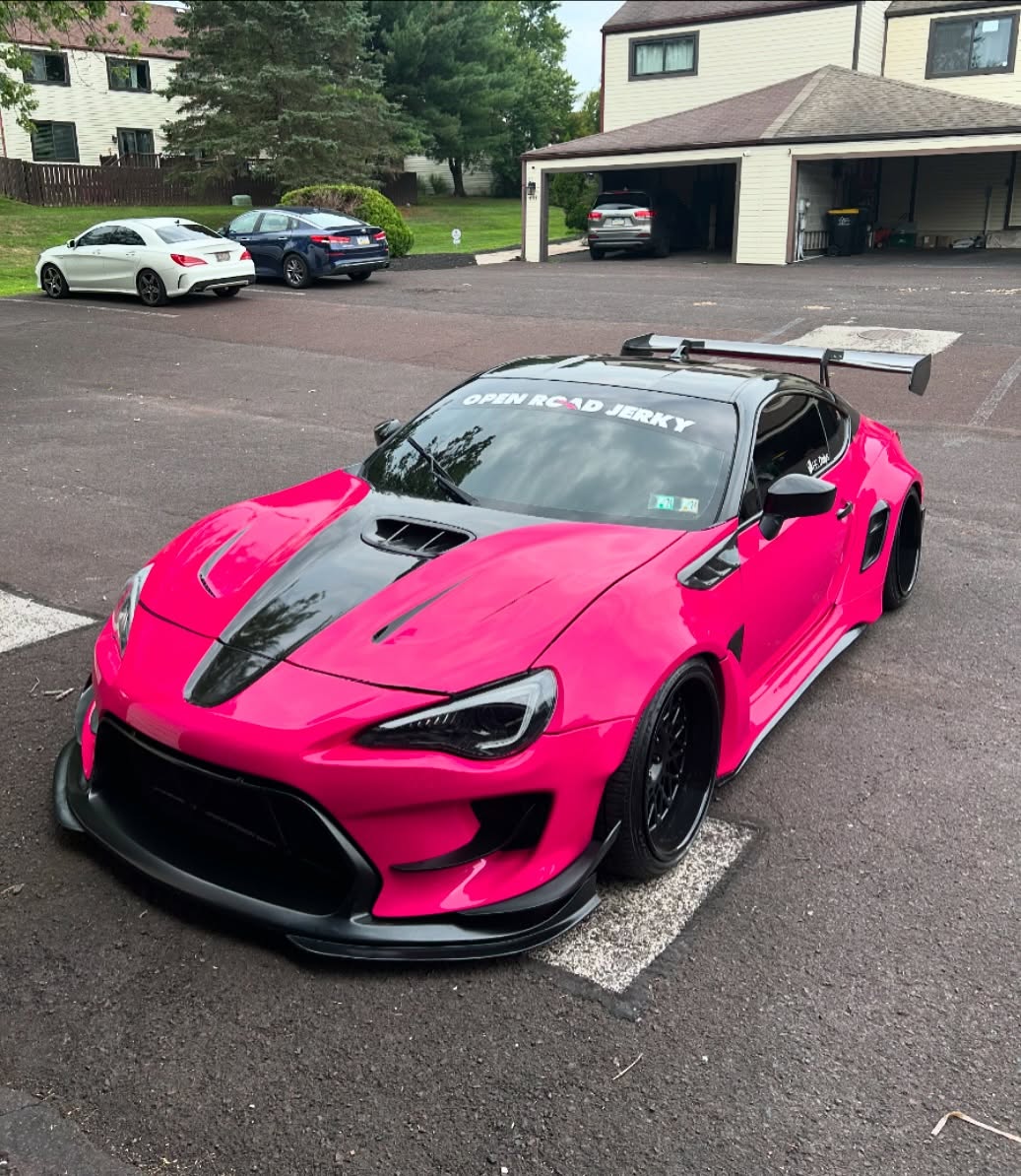 Toyota GT86 86 TRD GT SE Base ZN6 2017 2018 2019 2020 & Scion FR-S FRS ZN6 2013 2014 2015 2016 & BRZ TS Limited Premium ZN6 2013 2014 2015 2016 2017 2018 2019 2020 (compatible with ROBOT widebody kit) with Aftermarket Parts - Front Fenders Replacement & Rear Quarter Fender Flares & Side Skirts Carbon Fiber / FRP from Robot Craftsman