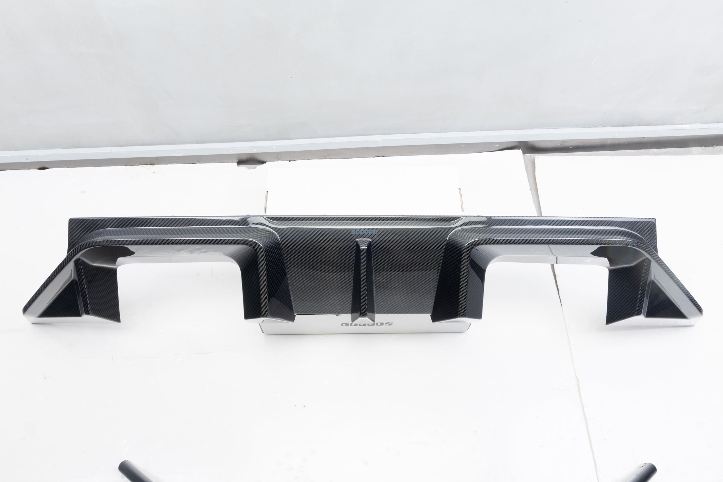 BMW M2C M2 G87 2023-ON with Aftermarket Parts - B Style (Without Light) Rear Diffuser Dry Pre-preg Carbon Fiber?from SOOQOO USA
