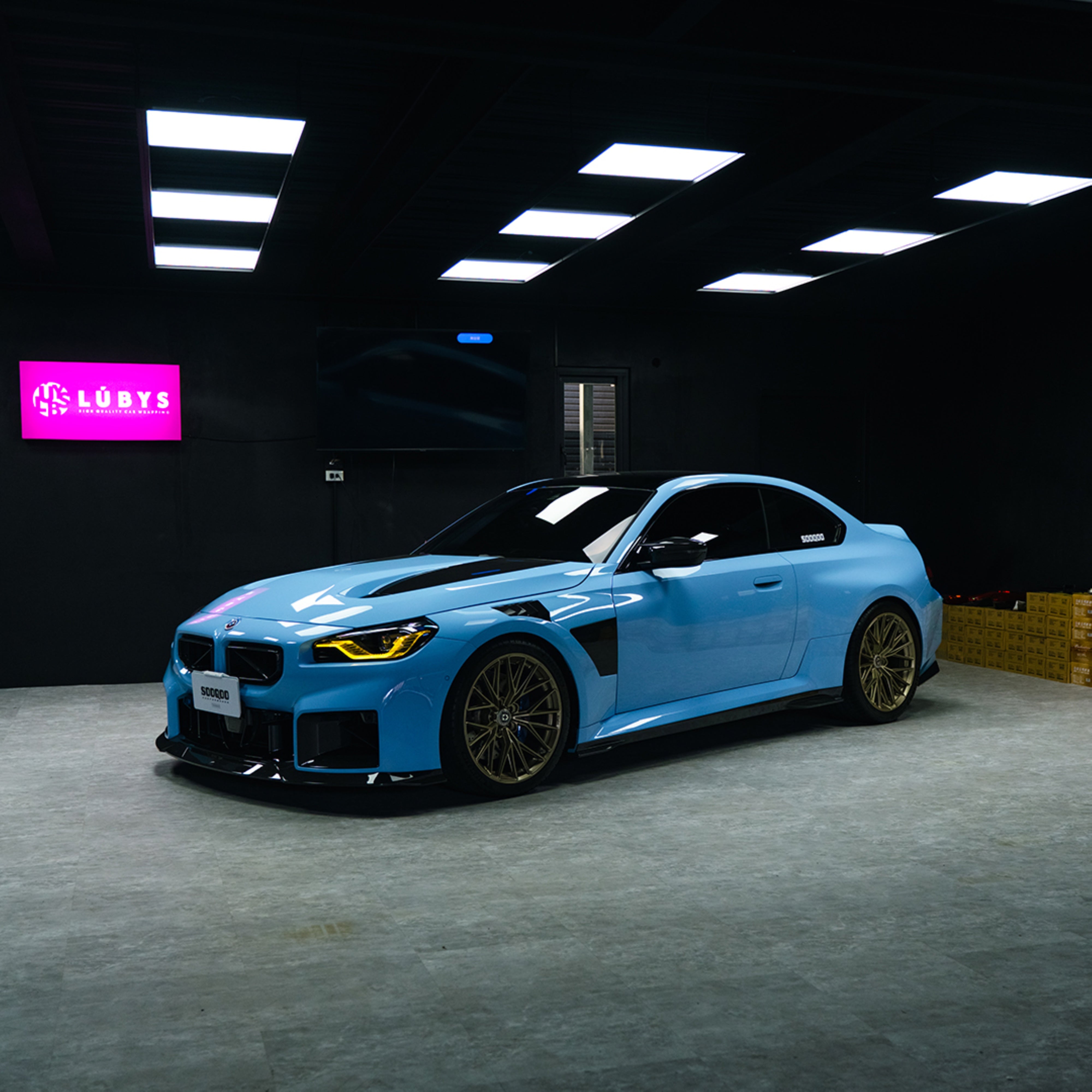 BMW M2CS M2 G87 2023-ON & 2 Series M240i 230i G42 2022-ON with Aftermarket Parts - V2 Front Fenders Dry Pre-preg Carbon Fiber from SOOQOO USA