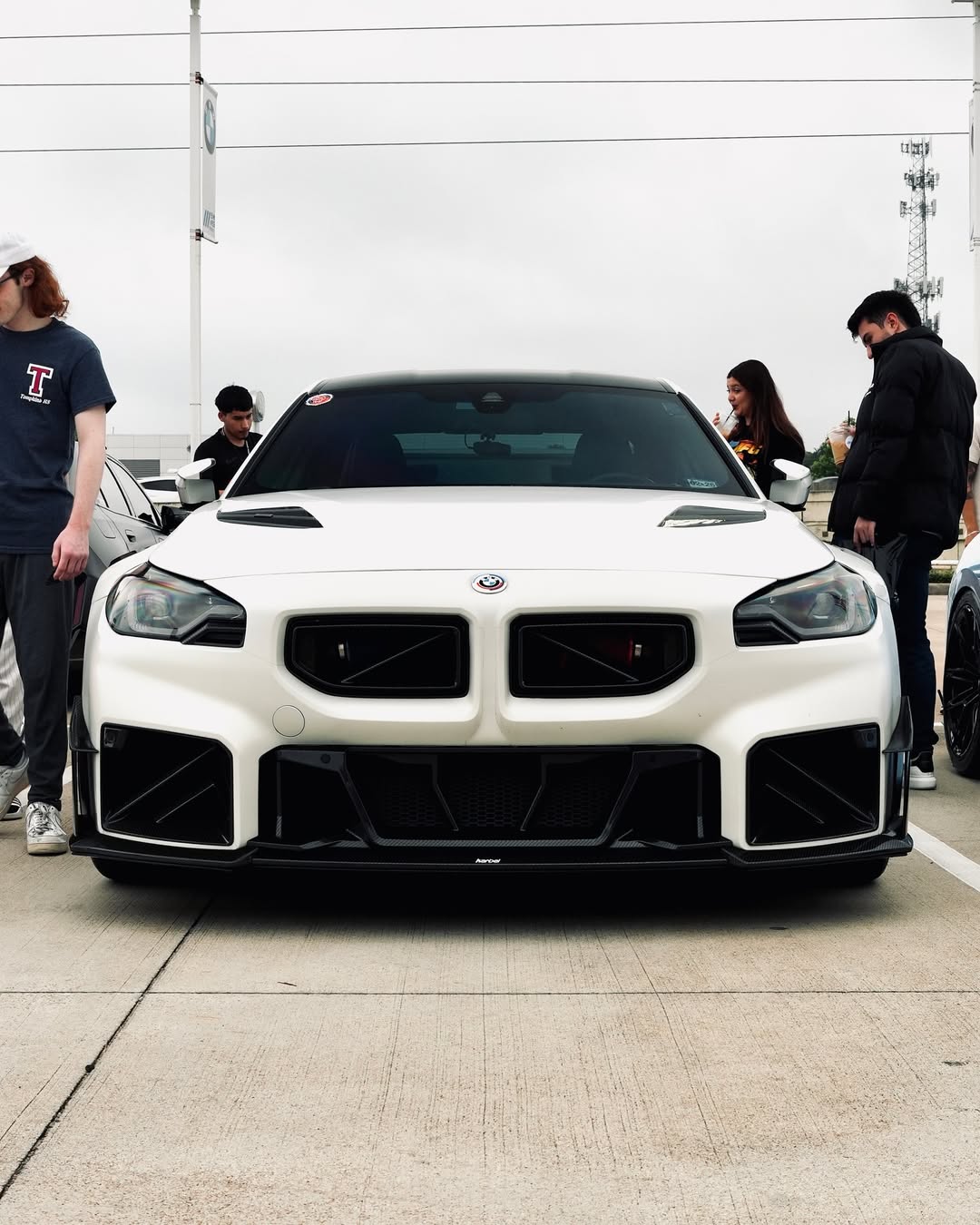 BMW M2 M2C G87 2023 2024 with Aftermarket Parts - Front Kidney Grill Carbon Fiber from SOOQOO USA