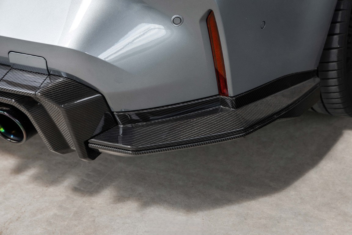 BMW M3CS M3C M3 G80 G81 & M4CS M4C M4 G82 G83 2021-ON with Aftermarket Parts - B Style (With Light) Rear Diffuser & Rear Canards?Carbon Fiber from SOOQOO USA
