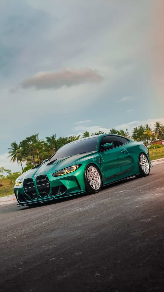 BMW M3 M3C M3CS G80 G81 2021 2022 2023 2024 & M4 M4C M4CS G82 G83 2021 2022 2023 2024 with Aftermarket Parts - CSL / Without ACC & CSL / With ACC Front Kidney Grill Pre-preg Carbon Fiber from Aero Republic