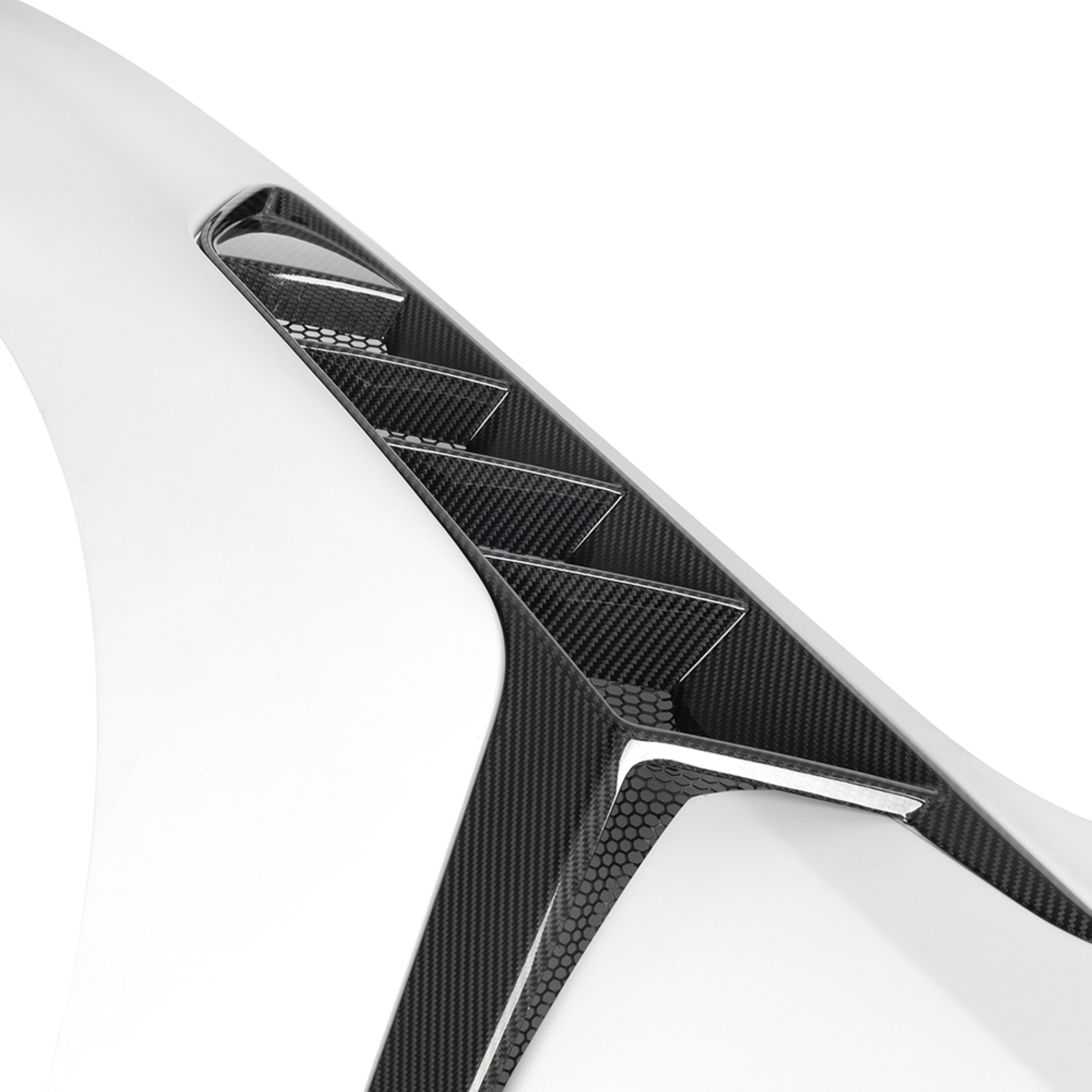 BMW M3 G80 G81 & M4 G82 G83 2021-ON with Aftermarket Parts - Front Fenders Dry Pre-preg Carbon Fiber / FRP from SOOQOO USA