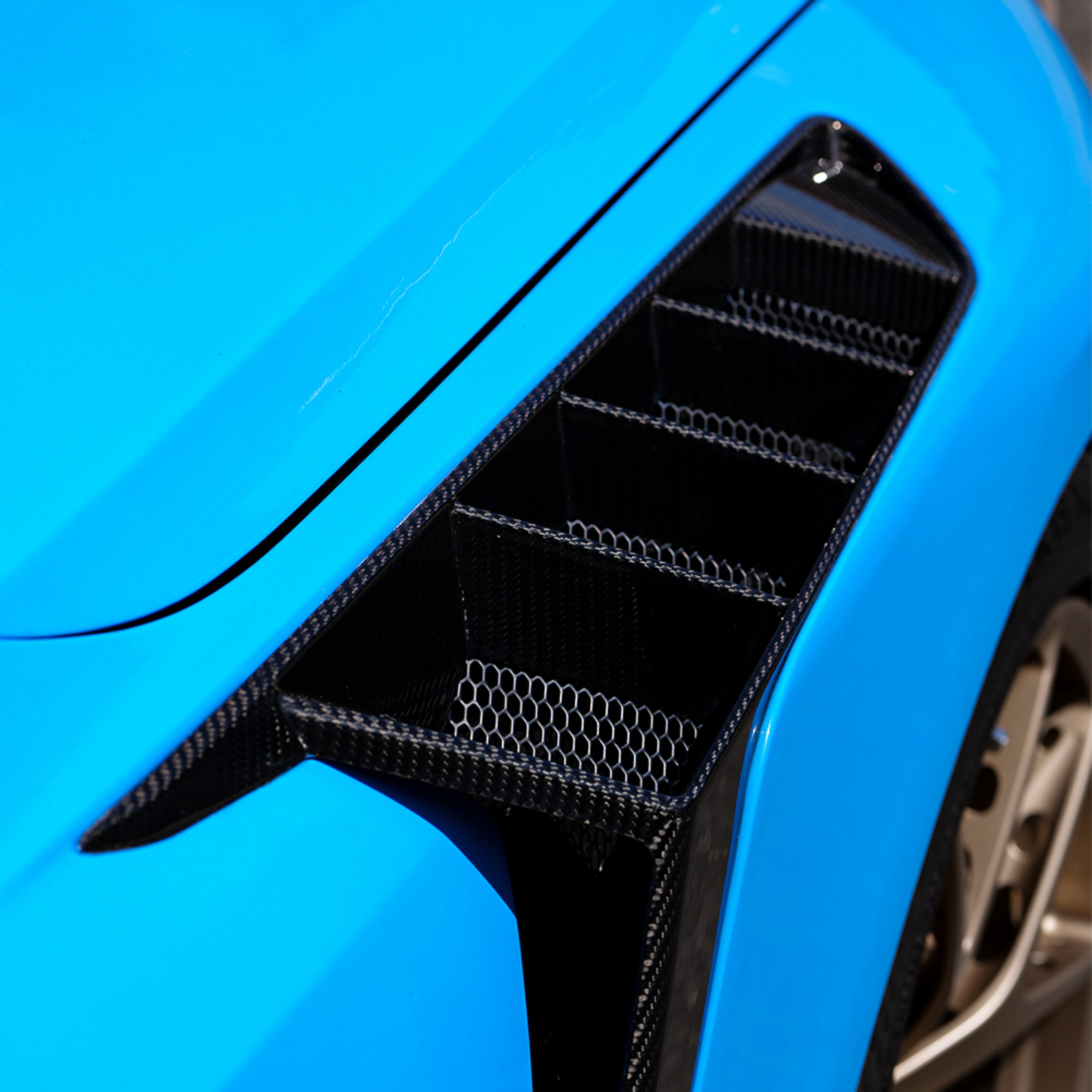 BMW M3 G80 G81 & M4 G82 G83 2021-ON with Aftermarket Parts - Front Fenders Dry Pre-preg Carbon Fiber from SOOQOO USA