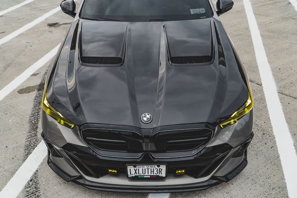 BMW 5 Series 530 540 & i5 e/x Drive40 M60 G60 G61 2024-ON with Aftermarket Parts - Hood Pre-preg Carbon Fiber from TAKD Carbon