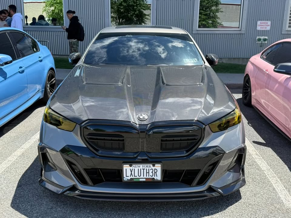 BMW 5 Series 530 540 (with M-package bumper, does not fit base model) & i5 e/x Drive40 (with M-package bumper, does not fit base model) M60 G60 G61 2024-ON with Aftermarket Parts - V1 Style Air Intake Vents Cover Pre-preg Carbon Fiber from TAKD Carbon