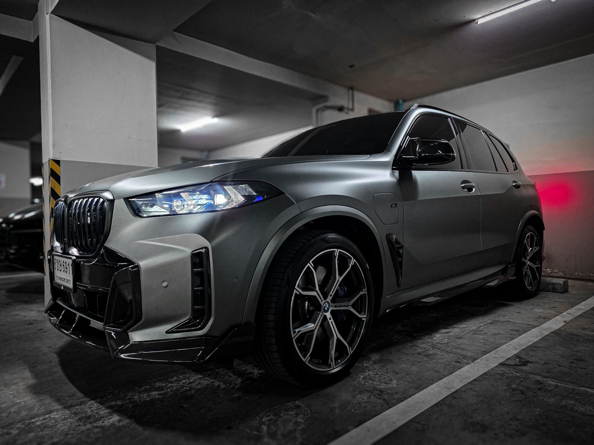 BMW X5 G05 M50i & X/S Drive 40i (with M-Package) Pre-LCI 2019 2020 2021 with Aftermarket Parts - Front Lip Pre-preg Carbon Fiber from TAKD Carbon