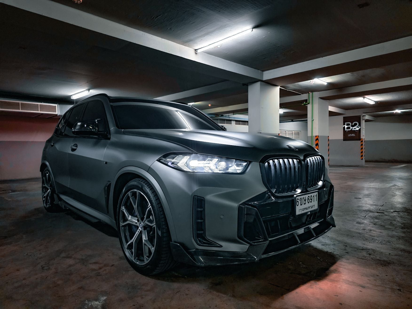 BMW X5 G05 M50i & X/S Drive 40i (with M-Package) Pre-LCI 2019 2020 2021 with Aftermarket Parts - Front Lip Pre-preg Carbon Fiber from TAKD Carbon