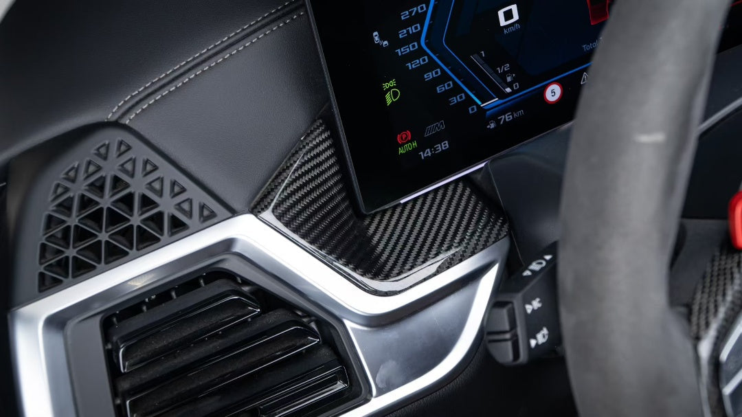 BMW X5 M60i s/x Drive 40i 50e G05 LCI 2024-ON with Aftermarket Parts - Right Center Cover Dry Pre-preg Carbon Fiber from TAKD Carbon