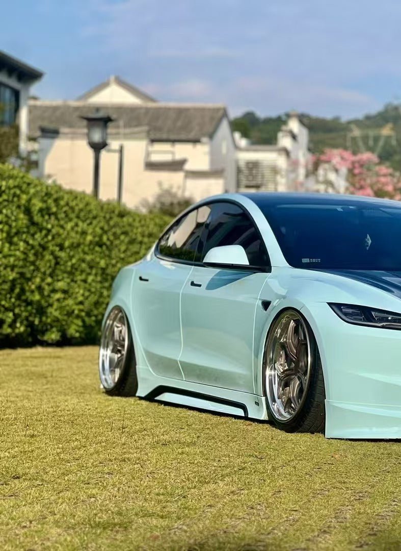 Tesla Model 3 Highland / Performance 2024 with Aftermarket Parts - Side Skirts ABS+PP from Yofer USA