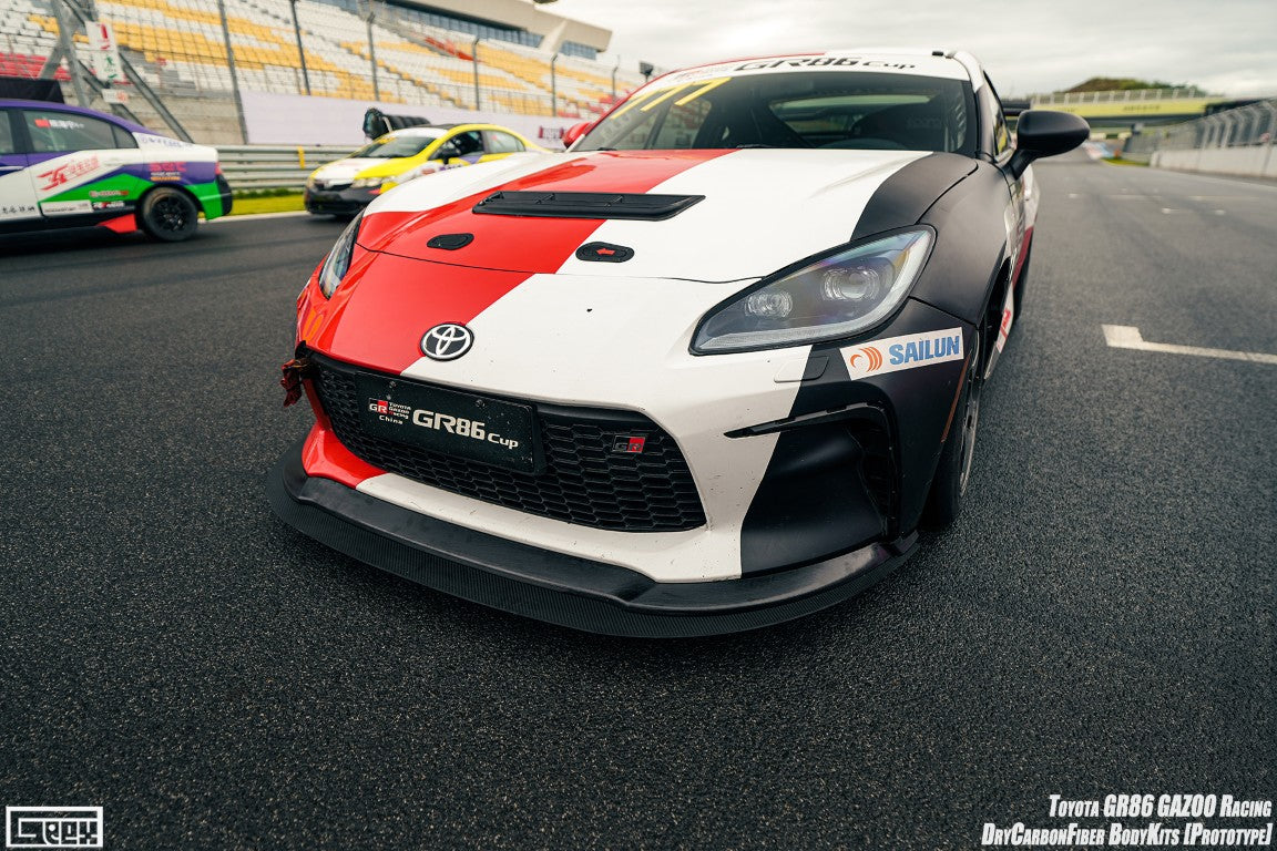 Toyota GR86 ZN8 2022-ON with Aftermarket Parts - Center Hood Vent Cutout Dry Pre-preg Carbon Fiber from Geex Village