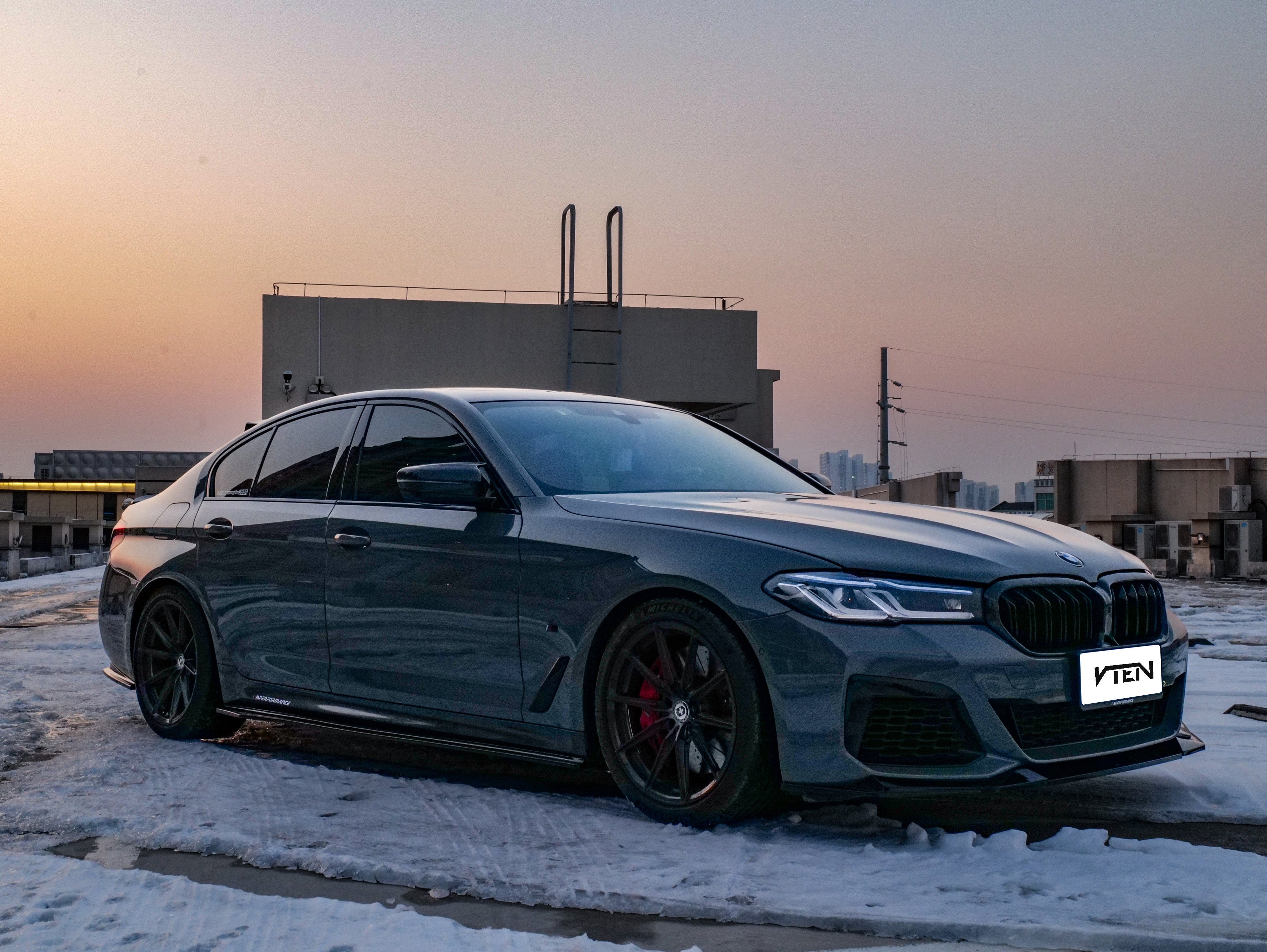BMW 5 Series M550i 540i G30 LCI 2021-ON with Aftermarket Parts - Side Skirts ABS from VTEN