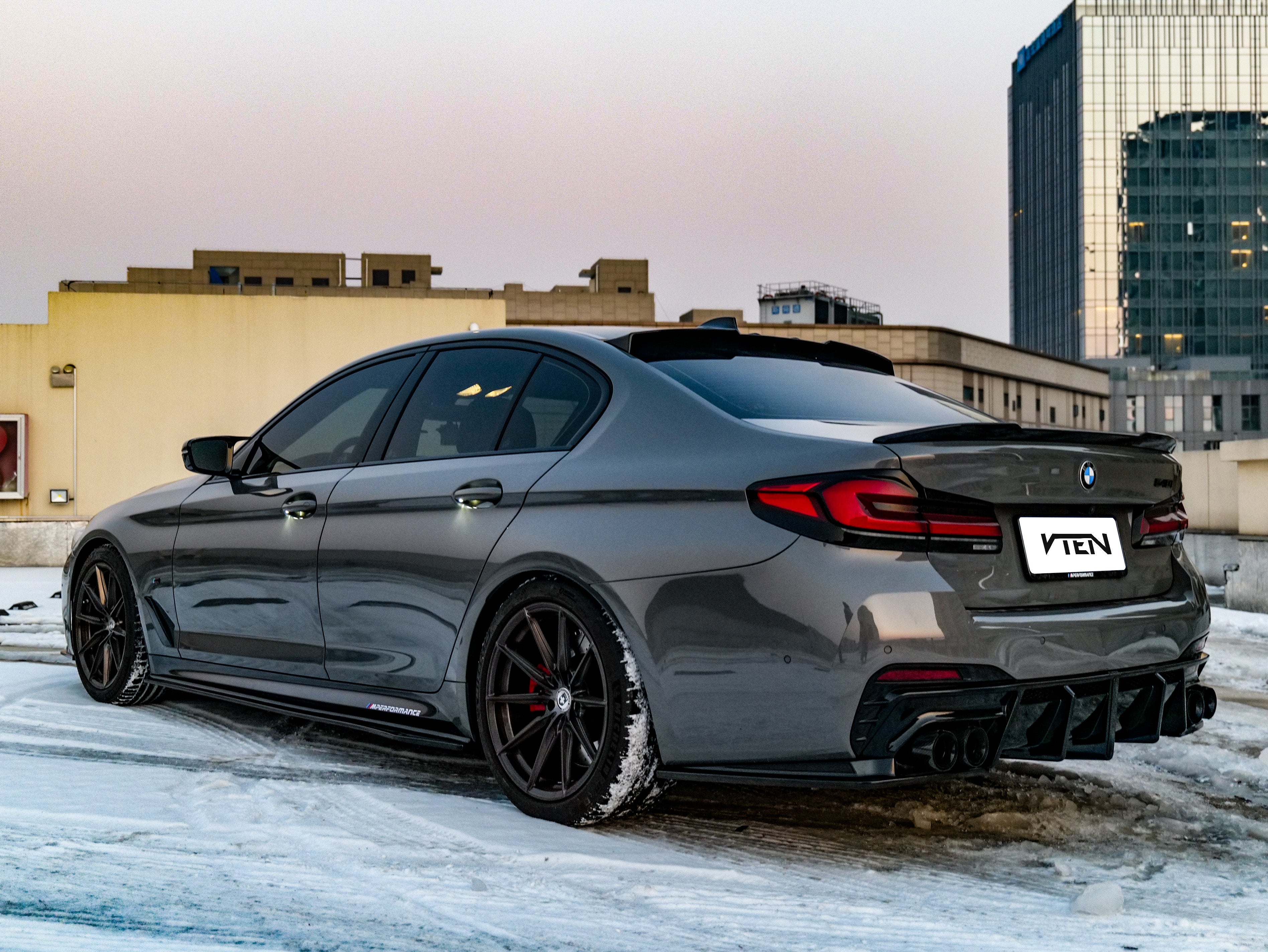 BMW M5/M5C F90 (Fits Both Pre-LCI & LCI) 2018-ON & 5 Series G30 540i M550i (With M-Package Bumper) G30 G31 (Fits Both Pre-LCI & LCI) 2017-ON with Aftermarket Parts - Rear Lip Spoiler ABS from VTEN