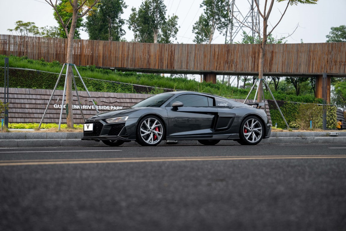 Audi R8 Gen 2 2020 2021 2022 2023 with Aftermarket Parts - Side Skirts Carbon Fiber from Ventus Veloce