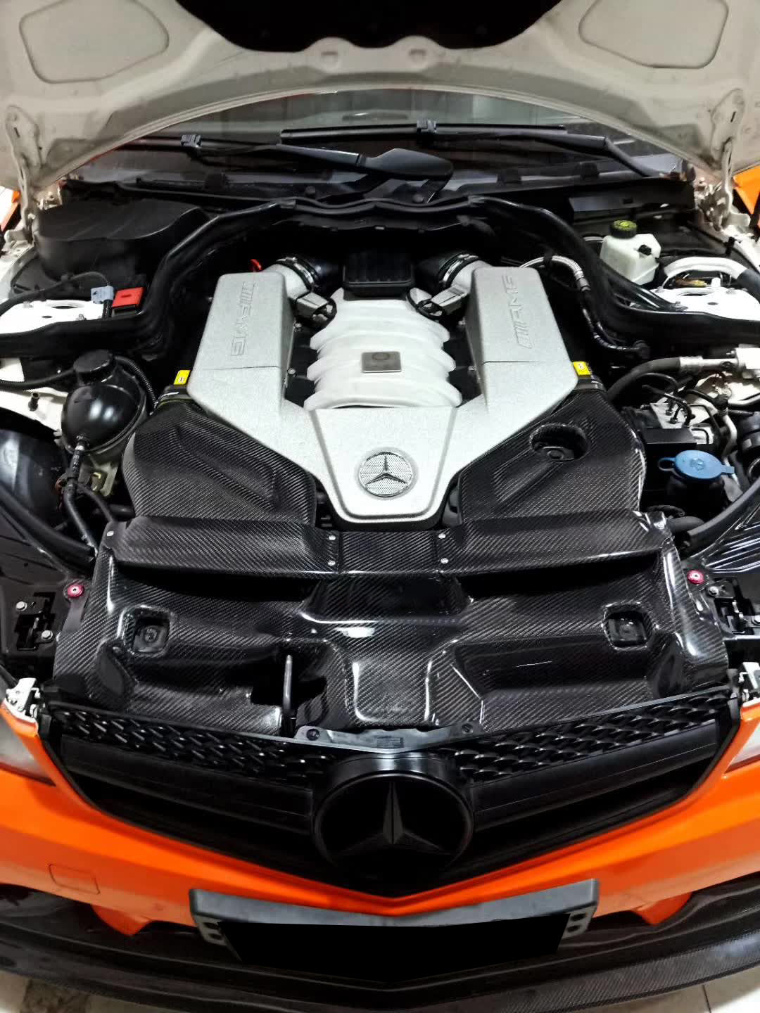 Mercedes Benz C63 AMG W204 2008 2009 2010 2011 2012 2013 2014 with Aftermarket Parts - Air Intake Systems Pre-preg Carbon Fiber from Ventus Veloce