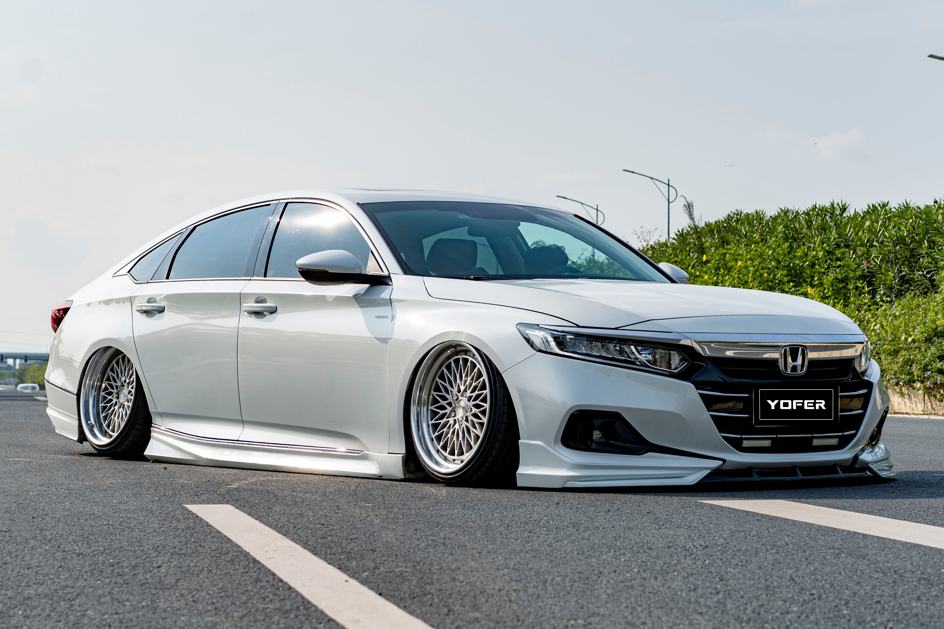 Honda Accord 10.5th Gen facelift 2021-2022 with Aftermarket Parts - Front Lip Splitter PP from Yofer USA
